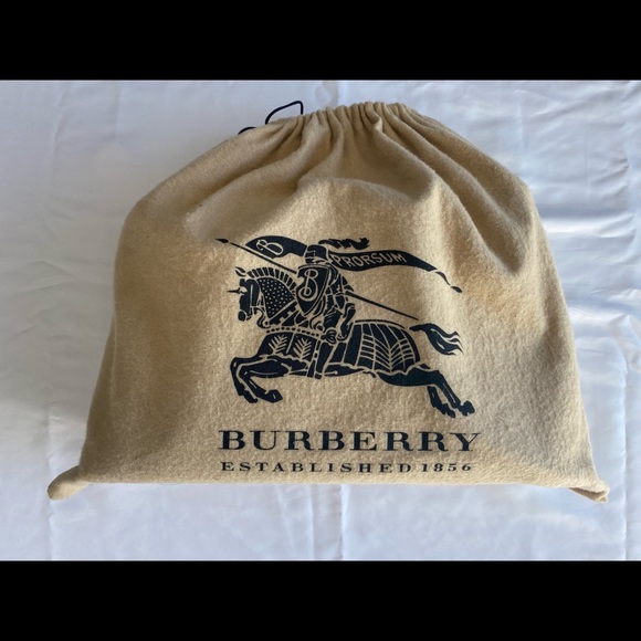 Burberry Black Classic Check Crossbody bag - Picture 9 of 16